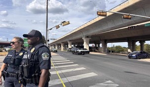 Migrante venezolano herido por ICE vuelve a ser trasladado a un centro de detenci&oacute;n