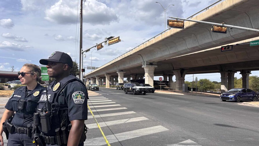 Migrante venezolano herido por ICE vuelve a ser trasladado a un centro de detención
