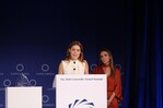 Hija de María Corina Machado recoge en Nueva York premio al liderazgo concedido a su madre