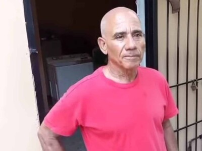 Asaltantes en Villa González irrumpen en casa de regidor y lo atan con su esposa