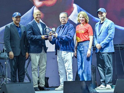 Banco Central dedica sus juegos al bicampeón olímpico Félix Sánchez