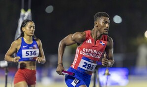 Melenciano hace historia en Jap&oacute;n con r&eacute;cord mundial de 100 metros; presidente Abinader lo felicita