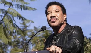 Lionel Richie cancela conciertos tras procedimiento cardíaco