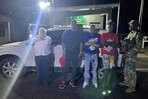 Detienen a abogada en Dajabón con tres haitianos ocultos en el baúl de su vehículo Detienen a abogada en Dajabón con tres haitianos ocultos en el baúl de su vehículo