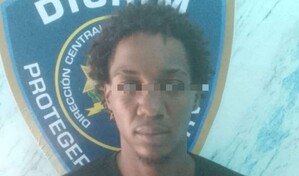 Apresan a joven por robo de un tel&eacute;fono celular a un menor en Santo Domingo Norte