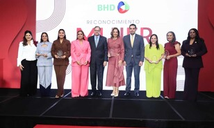 El Banco BHD reconoce a siete mujeres por su trayectoria empresarial