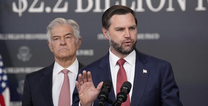 El Gobierno de Trump sacar&aacute; del sistema de salud a 750,000 personas por supuesto fraude