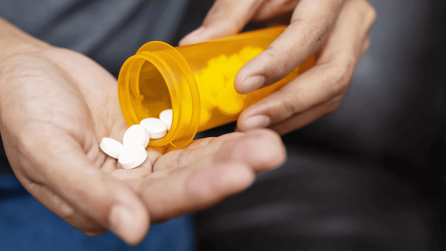 "Lista de espera, el tiempo que no avanza": denuncian falta de medicamentos de alto costo