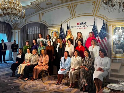 Raquel Arbaje asiste a almuerzo de Melania Trump en Nueva York