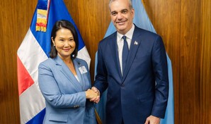 Abinader se re&uacute;ne con Keiko y dice que busca elevar a otros niveles las relaciones entre RD y Per&uacute;