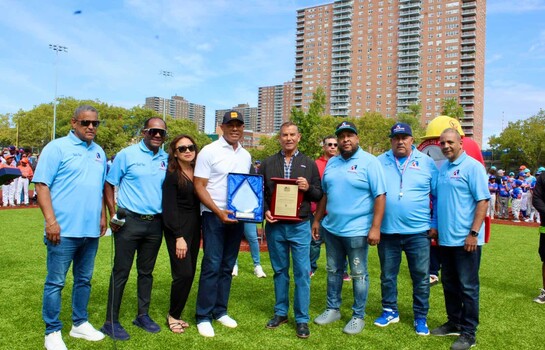 Torneo de b&eacute;isbol de la FDDNY re&uacute;ne a 48 equipos y celebra sus 40 a&ntilde;os