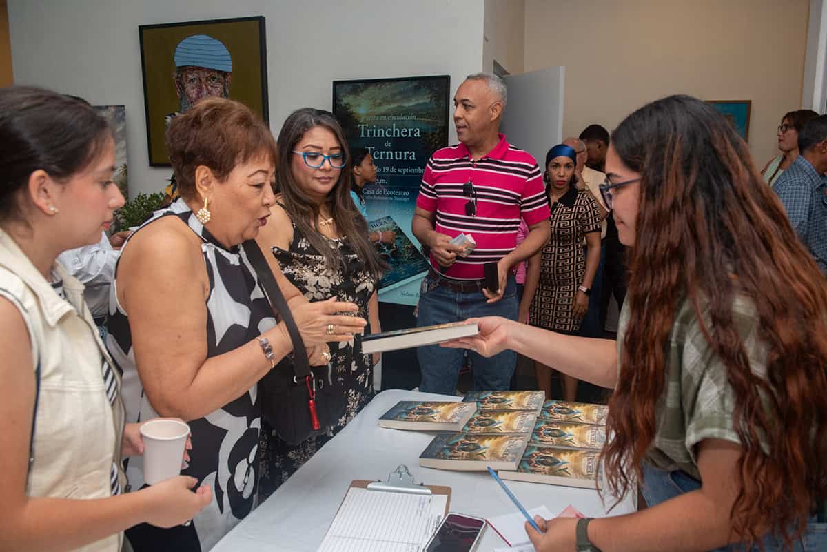 Presentación de la trilogía Trinchera de ternura.