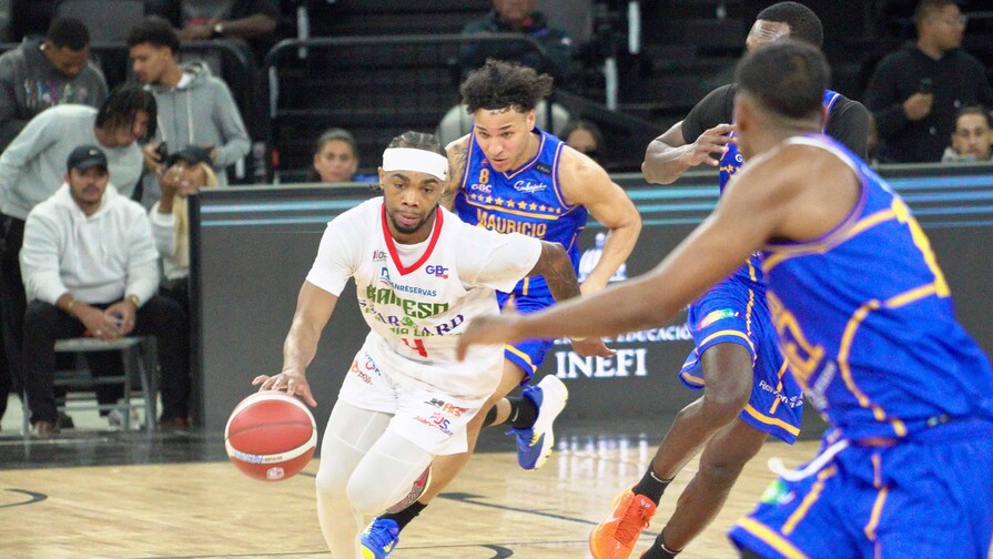 Armani Chaney y Jean Carlos Quezada conducen a Bameso a su primer triunfo