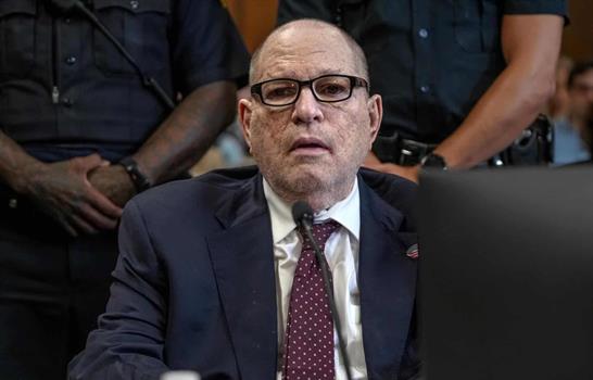 Harvey Weinstein es condenado a 15 a&ntilde;os de prisi&oacute;n por un delito sexual en Nueva York