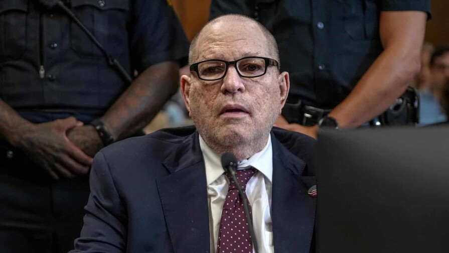 Harvey Weinstein es condenado a 15 años de prisión por un delito sexual en Nueva York Harvey Weinstein es condenado a 15 años de prisión por un delito sexual en Nueva York