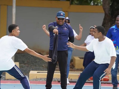 Inefi fortalece la educación física y el deporte escolar en el Cibao