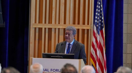 Leonel Fern&aacute;ndez advierte que los conflictos internacionales no pueden considerarse hechos aislados