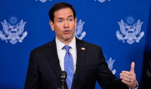 Rubio viaja a Islandia para afianzar el control estadounidense del &Aacute;rtico