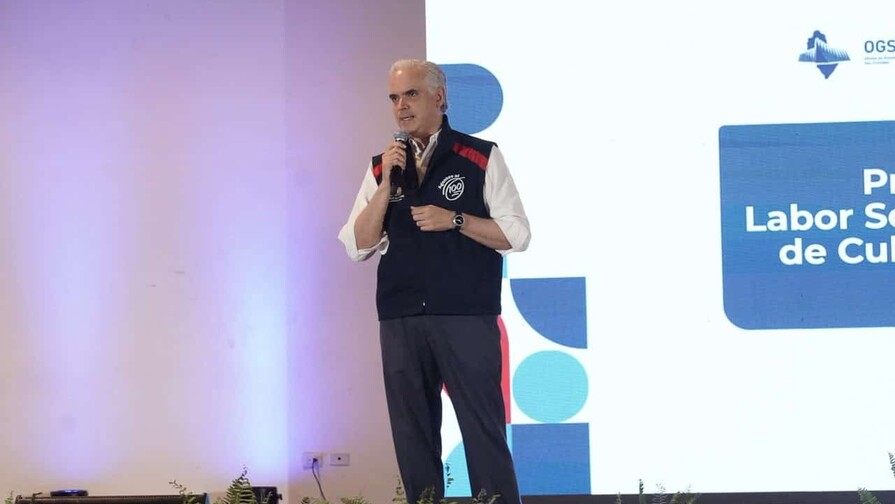 Luis De Camps presenta programa de labor social e incentiva a j&oacute;venes a contribuir en sus comunidad