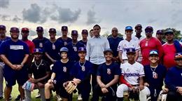 Nelson Cruz lleva mensaje de motivaci&oacute;n a la selecci&oacute;n U15