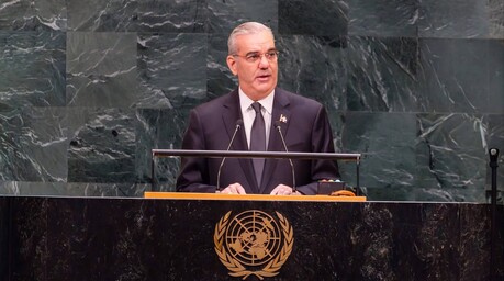 El presidente Abinader pide completar el despliegue de la fuerza contra las bandas en Hait&iacute;