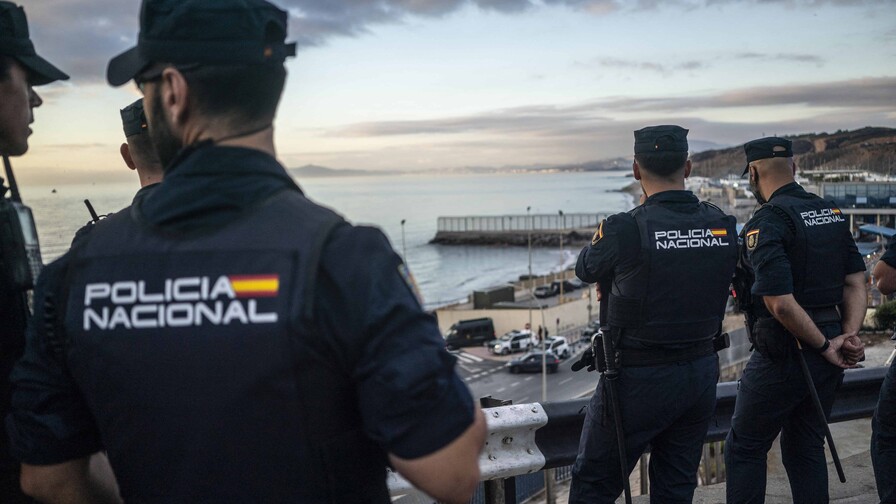 Hallan cadáver de un hombre muerto hacía años en su casa, donde vivían su mujer y su hija Hallan cadáver de un hombre muerto hacía años en su casa, donde vivían su mujer y su hija
