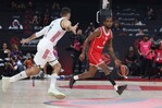 El Olympiacos de Jean Montero se impone la ley ante el Baskonia de Chris Duarte en la Euroliga