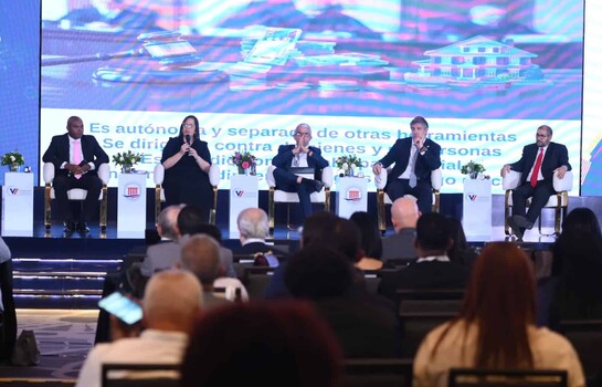 Expertos destacan garant&iacute;as y advierten retos de la ley de Extinci&oacute;n de Dominio en RD