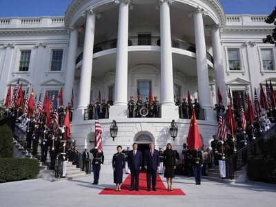 Trump recibe con todos los honores a Xi , China