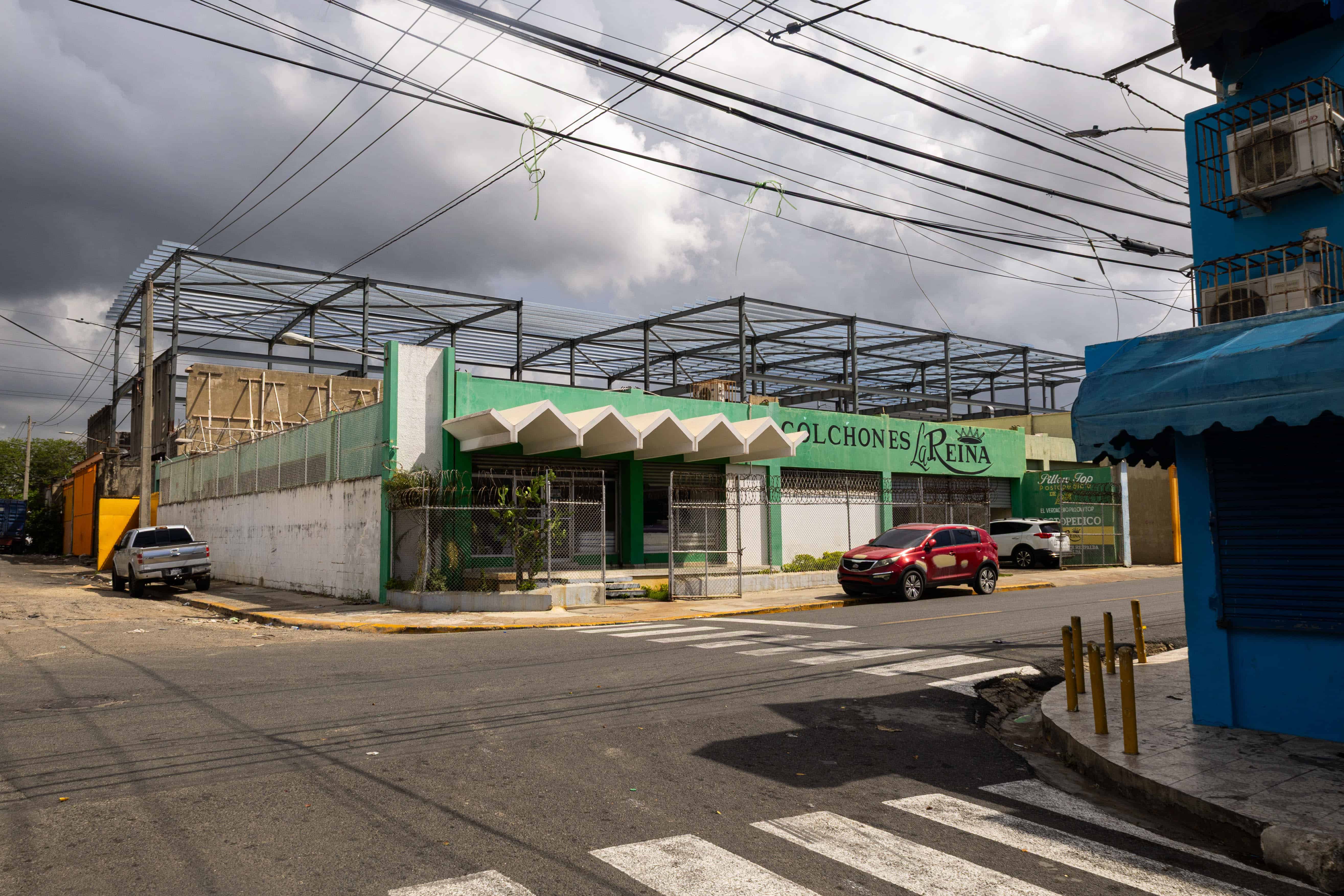 Las construcciones con metal proliferan.