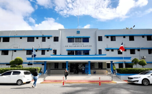 Supuesto riesgo estructural obliga a mover consultas  del hospital Salvador B. Gautier