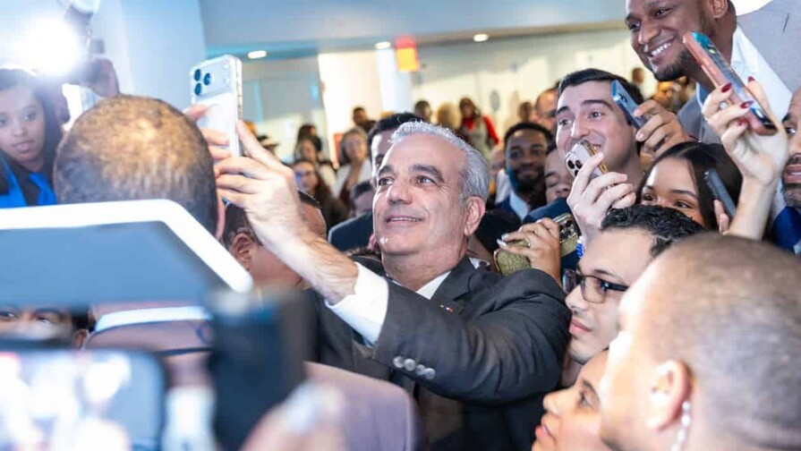Abinader contin&uacute;a agenda en Nueva York con encuentros, becas y cooperaci&oacute;n