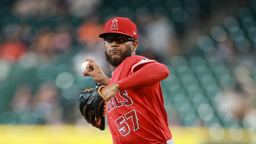 Walbert Ureña cierra un año de debut para recordar con los Angelinos Walbert Ureña cierra un año de debut para recordar con los Angelinos