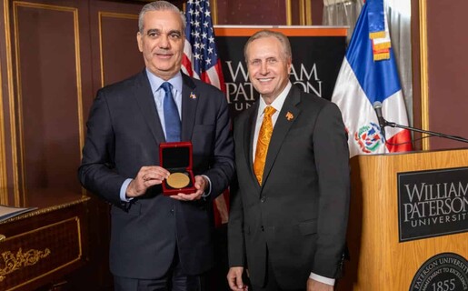 Luis Abinader recibe Medalla Presidencial de la Universidad William Paterson