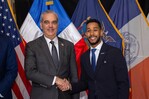 Abinader se re&uacute;ne con el presidente de Brooklyn, el dominicano Antonio Reynoso