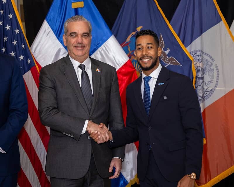Abinader se reúne con el presidente de Brooklyn, el dominicano Antonio Reynoso Abinader se reúne con el presidente de Brooklyn, el dominicano Antonio Reynoso