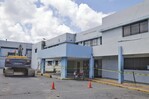 Supuesto riesgo estructural obliga a mover consultas  del hospital Salvador B. Gautier