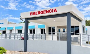 Hospital de Las Salinas mantiene carencias pese a remozamiento de RD$39 millones
