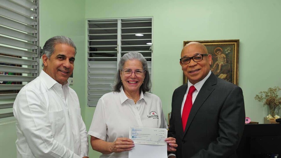 Marino Zapete dona RD$2.4 millones a estudiantes sordos tras recibir indemnización de Jean Alain Marino Zapete dona RD$2.4 millones a estudiantes sordos tras recibir indemnización de Jean Alain