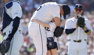 Justin Verlander sali&oacute; del mont&iacute;culo por &uacute;ltima vez en su ilustre carrera