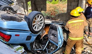 Un muerto y dos heridos tras volcarse carro en la carretera S&aacute;nchez, pr&oacute;ximo a Quita Coraza