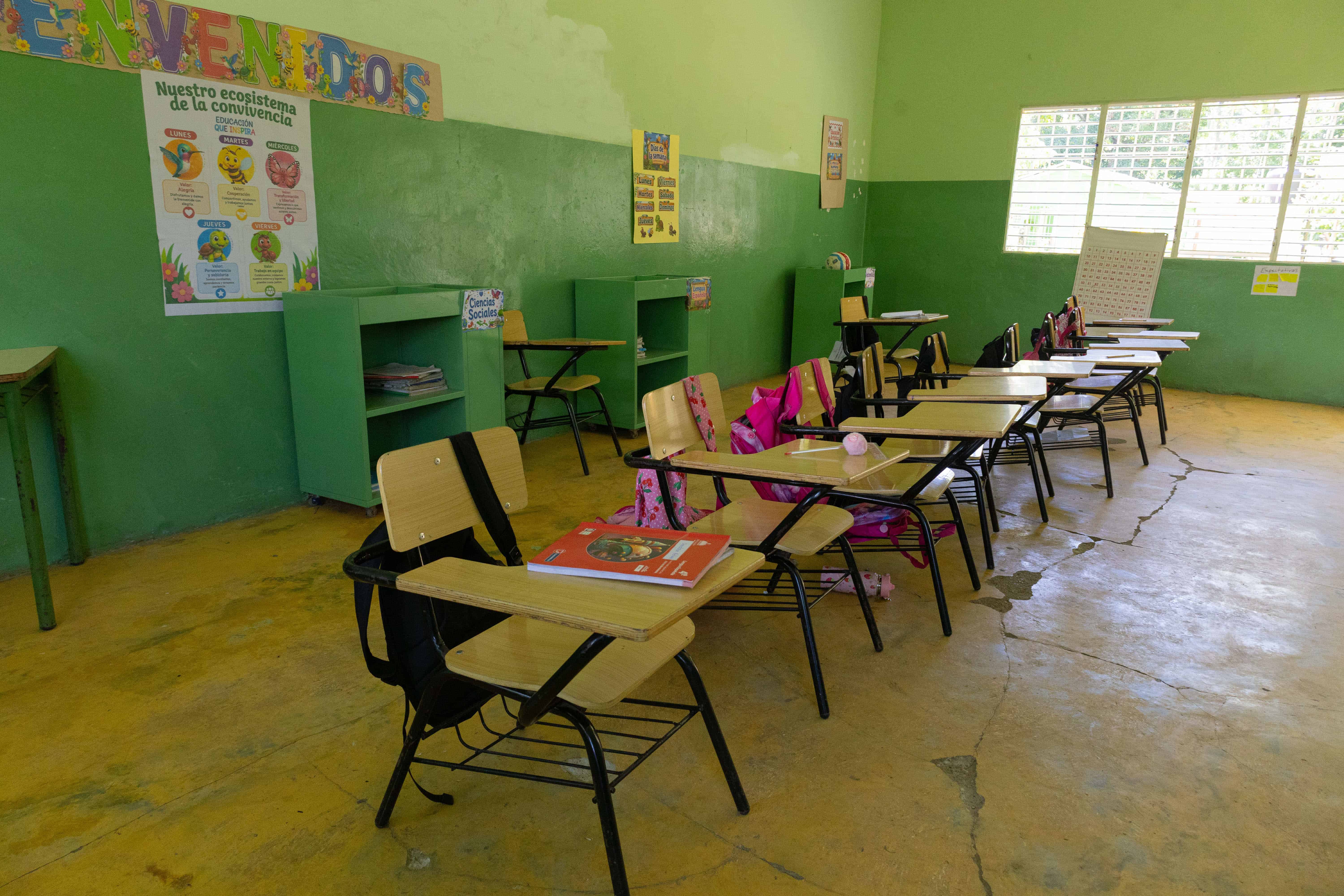 Los niños estaban en su hora de almuerzo.