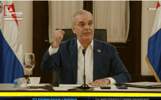 Con manotazo, Abinader advierte a los que tienen orden de arresto que se entreguen