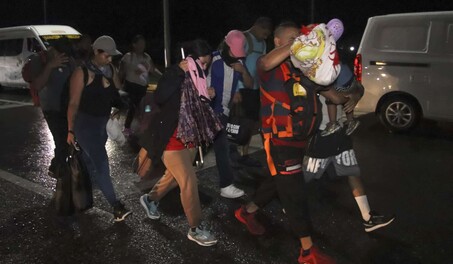 M&aacute;s de 600 migrantes reanudan su camino hacia Estados Unidos