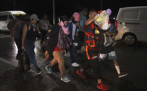 M&aacute;s de 600 migrantes reanudan su camino hacia Estados Unidos