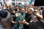 Flávio Bolsonaro critica la política económica de Lula en visita a comercios de São Paulo Flávio Bolsonaro critica la política económica de Lula en visita a comercios de São Paulo
