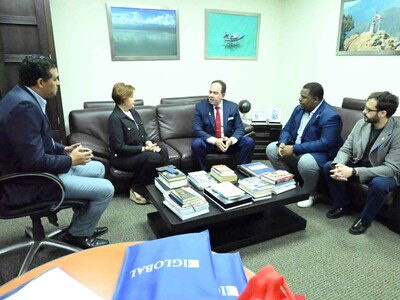 Funglode y Universidad Puerto Rico impulsan intercambios académicos