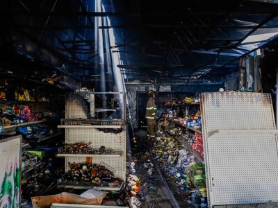 Incendio en surtidora afecta alimentos en La Ciénega Santiago