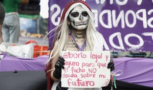 Mujeres toman las calles de Colombia para defender el derecho al aborto