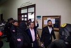 Seis médicos irán a prisión y otros 13 permanecerán bajo arresto domiciliario por el caso Senasa 2.0 Seis médicos irán a prisión y otros 13 permanecerán bajo arresto domiciliario por el caso Senasa 2.0